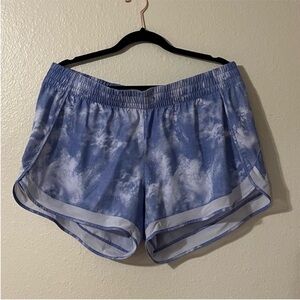 Athleta Printed Mesh Racer Run Shorts 4"